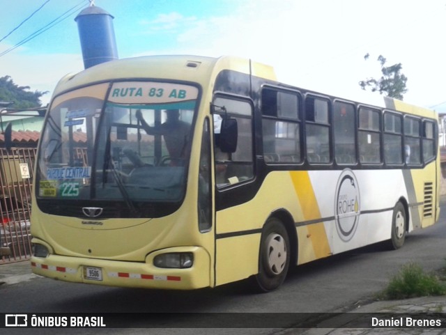 Ruta 83AB 07 na cidade de Concepción, Alajuelita, San José, Costa Rica, por Daniel Brenes. Número da foto: #9362309.