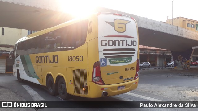 Empresa Gontijo de Transportes 18050 na cidade de Belo Horizonte, Minas Gerais, Brasil, por Paulo Alexandre da Silva. ID da foto: 9365500.