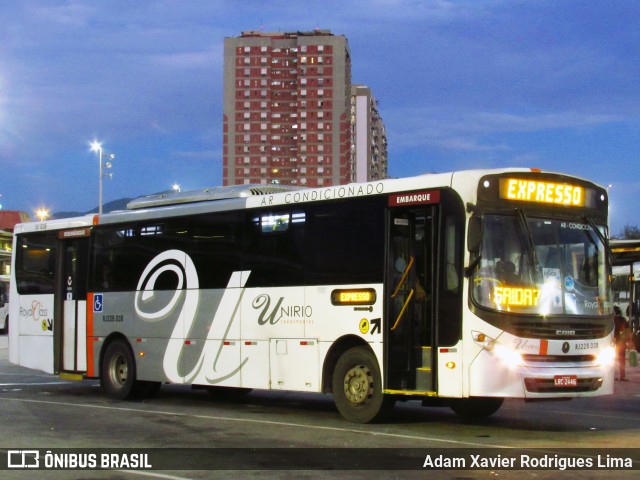 UniRio Transportes RJ 228.038 na cidade de Rio de Janeiro, Rio de Janeiro, Brasil, por Adam Xavier Rodrigues Lima. ID da foto: 9365370.