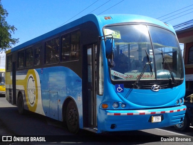 Transportes Paracito 03 na cidade de San Vicente, Moravia, San José, Costa Rica, por Daniel Brenes. ID da foto: 9368014.