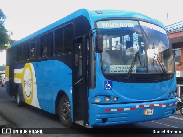 Transportes Paracito 07 na cidade de San Vicente, Moravia, San José, Costa Rica, por Daniel Brenes. ID da foto: 9368018.