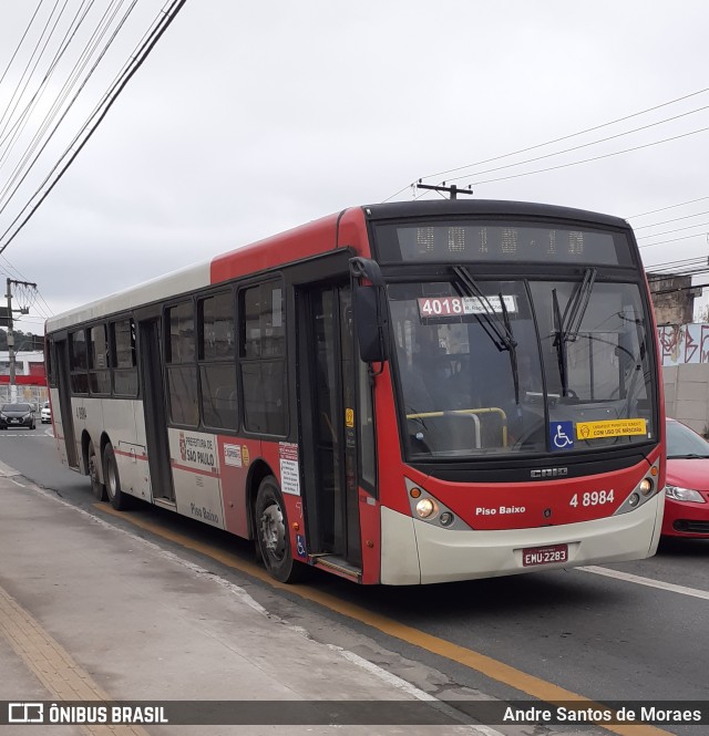 Express Transportes Urbanos Ltda 4 8984 na cidade de São Paulo, São Paulo, Brasil, por Andre Santos de Moraes. ID da foto: 9370334.