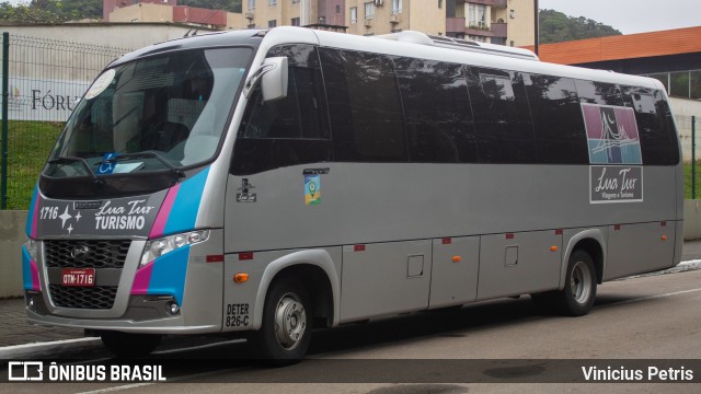 Lua Tur Viagens e Turismo 1716 na cidade de Joinville, Santa Catarina, Brasil, por Vinicius Petris. Número da foto: #9368613.