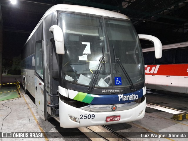 Planalto Transportes 2509 na cidade de Porto Alegre, Rio Grande do Sul, Brasil, por Luiz Wagner Almeida. ID da foto: 9373731.