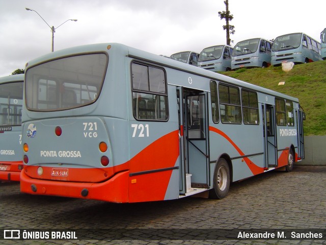 VCG - Viação Campos Gerais 721 na cidade de Ponta Grossa, Paraná, Brasil, por Alexandre M.  Sanches. ID da foto: 9372449.