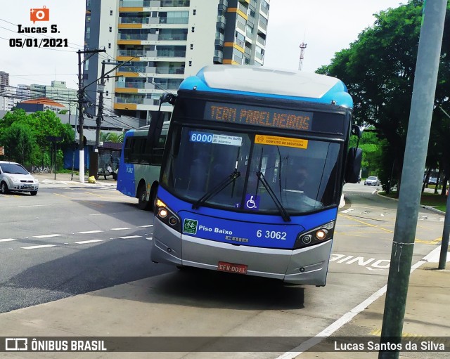 Viação Paratodos > São Jorge > Metropolitana São Paulo > Mobibrasil 6 3062 na cidade de São Paulo, São Paulo, Brasil, por Lucas Santos da Silva. Número da foto: #9376713.