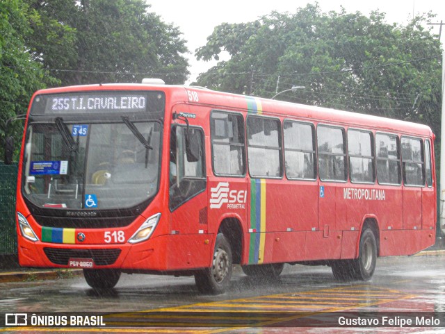 Empresa Metropolitana 518 na cidade de Recife, Pernambuco, Brasil, por Gustavo Felipe Melo. ID da foto: 9375658.