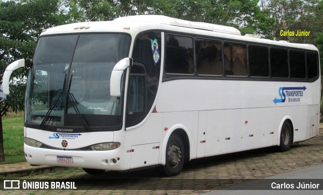 Ônibus Particulares 4913 na cidade de Caldas Novas, Goiás, Brasil, por Carlos Júnior. Número da foto: #9376119.