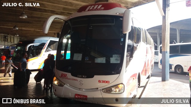 JBL Turismo 6300 na cidade de Porto Alegre, Rio Grande do Sul, Brasil, por JULIO SILVA. ID da foto: 9376151.