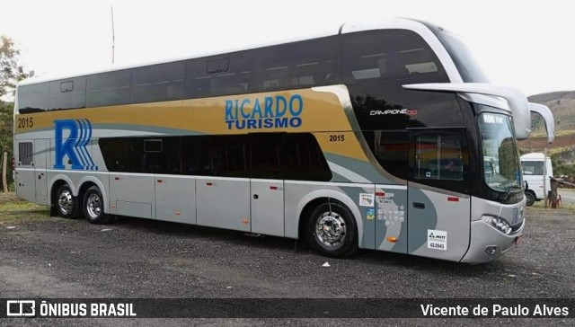 Ricardo Turismo 2015 na cidade de Aparecida, São Paulo, Brasil, por Vicente de Paulo Alves. Número da foto: #9377895.