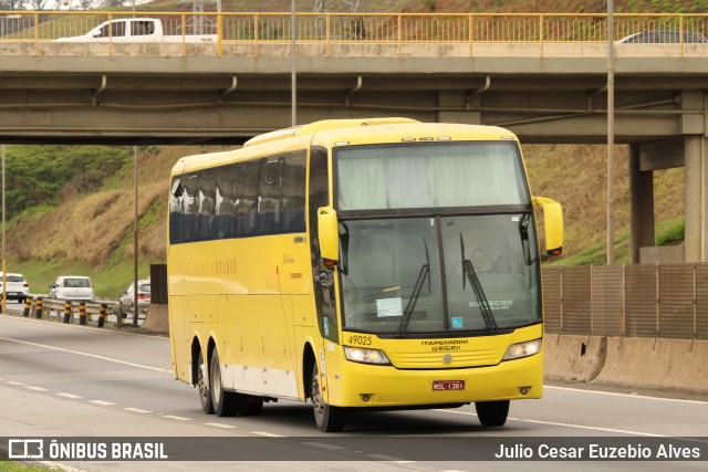 Viação Itapemirim 49025 na cidade de Aparecida, São Paulo, Brasil, por Julio Cesar Euzebio Alves. ID da foto: 9377808.