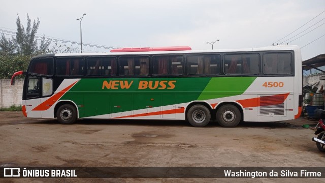 New Tour Turismo 4500 na cidade de Macaé, Rio de Janeiro, Brasil, por Washington da Silva Firme. Número da foto: #9328046.