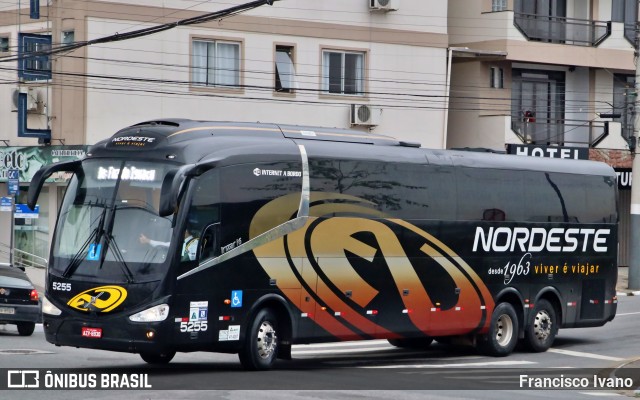 Expresso Nordeste 5255 na cidade de Balneário Camboriú, Santa Catarina, Brasil, por Francisco Ivano. Número da foto: #9331475.
