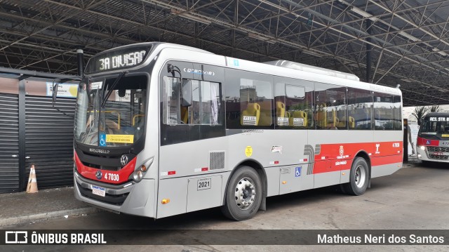 Pêssego Transportes 4 7030 na cidade de São Paulo, São Paulo, Brasil, por Matheus Neri dos Santos. ID da foto: 9328172.