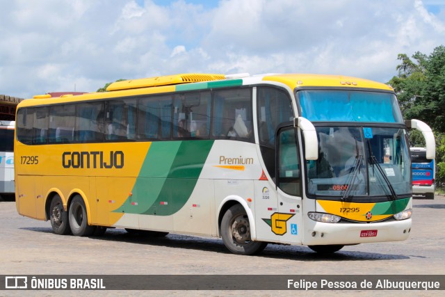 Empresa Gontijo de Transportes 17295 na cidade de Vitória da Conquista, Bahia, Brasil, por Felipe Pessoa de Albuquerque. ID da foto: 9328386.