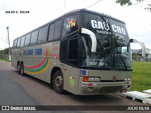 Gaúcho Tur Viagem e Turismo 710 na cidade de Esteio, Rio Grande do Sul, Brasil, por JULIO SILVA. Número da foto: #9395050.