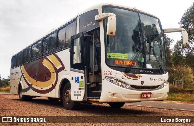 Vera Cruz Transporte e Turismo 2230 na cidade de Tapira, Minas Gerais, Brasil, por Lucas Borges . ID da foto: 9393432.