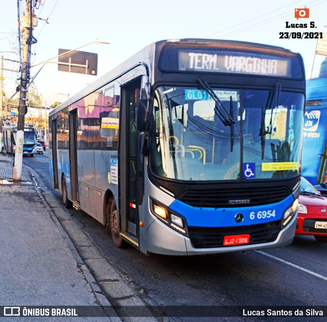 Transwolff Transportes e Turismo 6 6954 na cidade de São Paulo, São Paulo, Brasil, por Lucas Santos da Silva. Número da foto: #9397831.