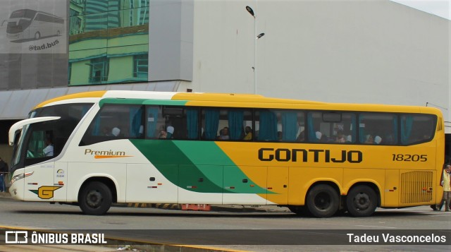 Empresa Gontijo de Transportes 18205 na cidade de Rio de Janeiro, Rio de Janeiro, Brasil, por Tadeu Vasconcelos. ID da foto: 9395617.