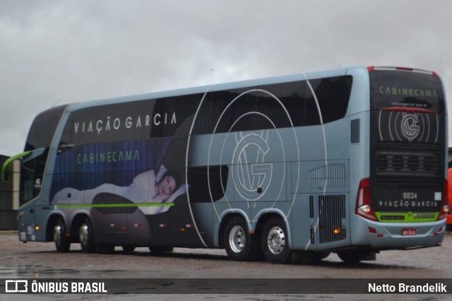 Viação Garcia 8834 na cidade de Curitiba, Paraná, Brasil, por Netto Brandelik. Número da foto: #9396429.