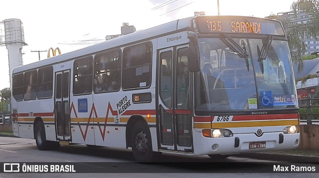 SOPAL - Sociedade de Ônibus Porto-Alegrense Ltda. 6766 na cidade de Porto Alegre, Rio Grande do Sul, Brasil, por Max Ramos. ID da foto: 9396020.