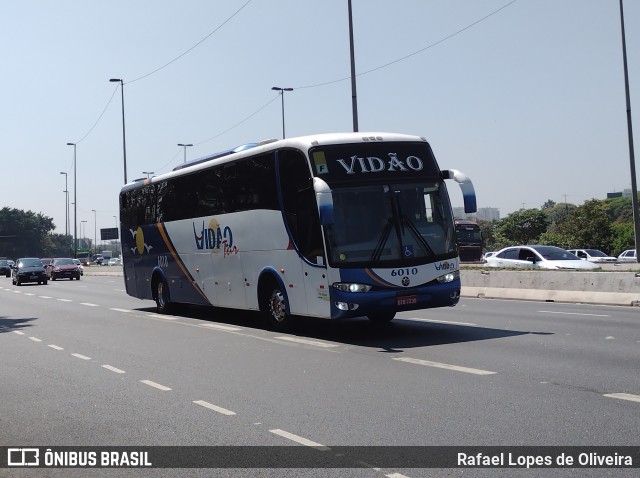 Vidão Tur - Dotocel Turismo 6010 na cidade de São Paulo, São Paulo, Brasil, por Rafael Lopes de Oliveira. Número da foto: #9401887.