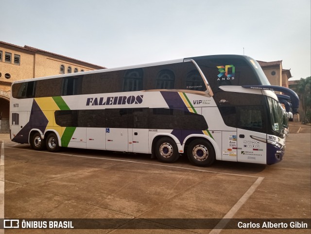 Faleiros Turismo 1670 na cidade de Araxá, Minas Gerais, Brasil, por Carlos Alberto Gibin. ID da foto: 9403466.