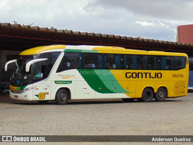 Empresa Gontijo de Transportes 19235 na cidade de Vitória da Conquista, Bahia, Brasil, por Anderson Queiroz. ID da foto: 9403541.