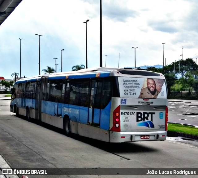Viação Redentor E47012C na cidade de Rio de Janeiro, Rio de Janeiro, Brasil, por João Lucas Rodrigues. Número da foto: #9406169.