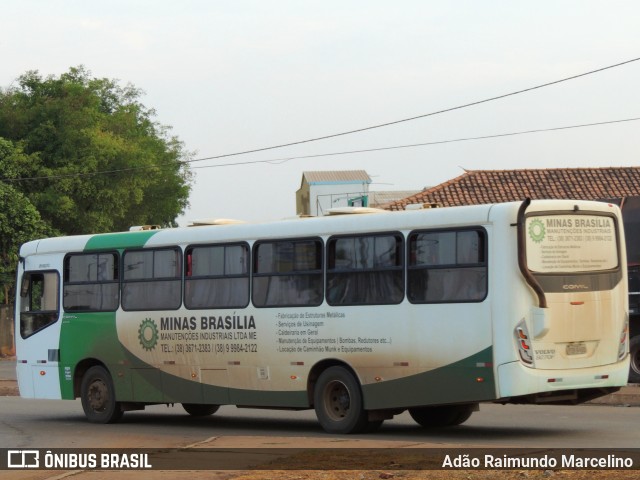 Ônibus Particulares 6490 na cidade de Paracatu, Minas Gerais, Brasil, por Adão Raimundo Marcelino. ID da foto: 9410479.