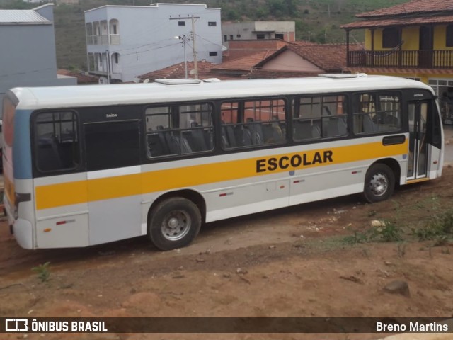 Escolares C47769 na cidade de Itamarandiba, Minas Gerais, Brasil, por Breno Martins. Número da foto: #9408825.