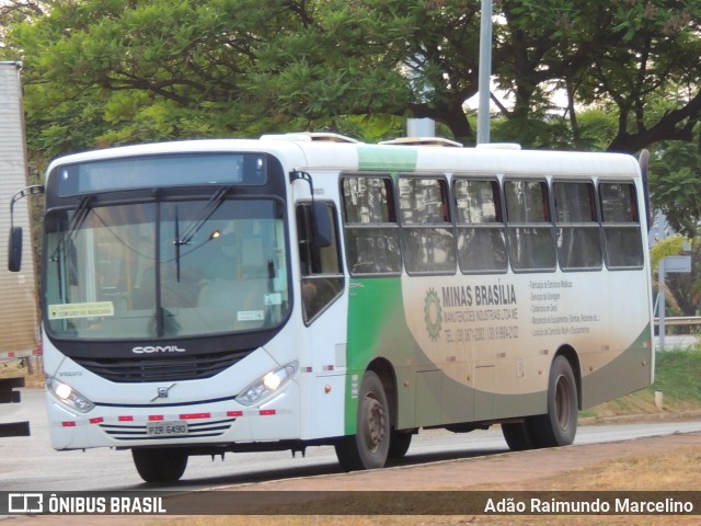 Ônibus Particulares 6490 na cidade de Paracatu, Minas Gerais, Brasil, por Adão Raimundo Marcelino. ID da foto: 9410452.