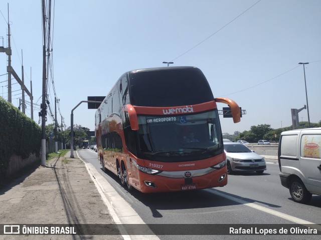 Auto Viação Catarinense 319327 na cidade de São Paulo, São Paulo, Brasil, por Rafael Lopes de Oliveira. ID da foto: 9414021.