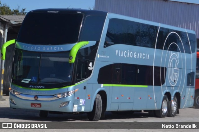 Viação Garcia 7267 na cidade de Curitiba, Paraná, Brasil, por Netto Brandelik. Número da foto: #9413600.