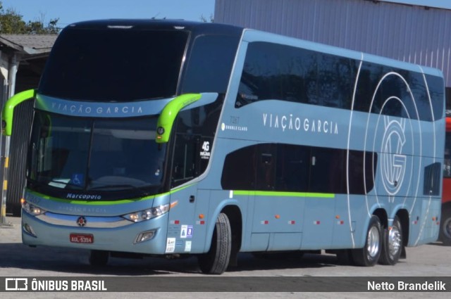 Viação Garcia 7267 na cidade de Curitiba, Paraná, Brasil, por Netto Brandelik. ID da foto: 9413600.