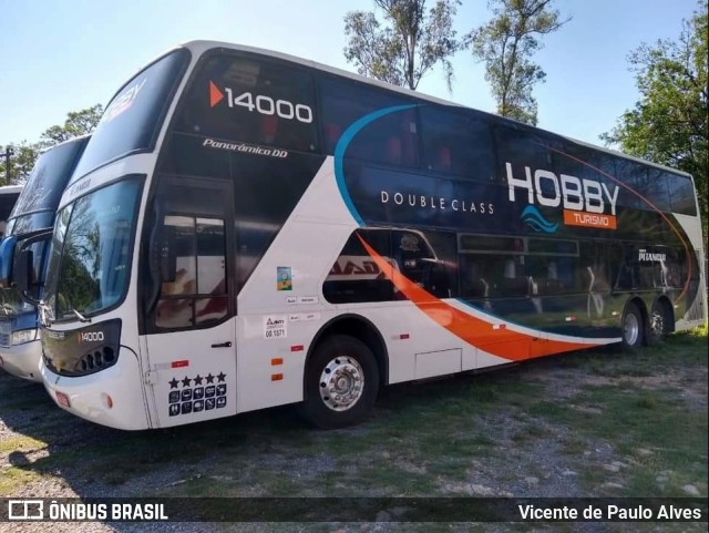 Hobby Tur 14000 na cidade de Aparecida, São Paulo, Brasil, por Vicente de Paulo Alves. Número da foto: #9416080.