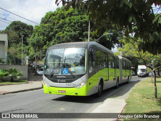 Milênio Transportes 10720 na cidade de Belo Horizonte, Minas Gerais, Brasil, por Douglas Célio Brandao. Número da foto: #9333411.