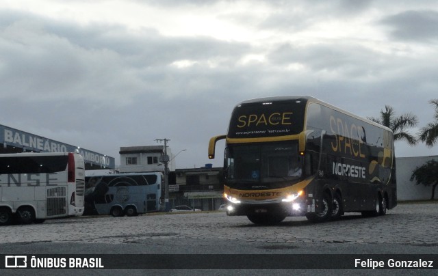 Expresso Nordeste 5440 na cidade de Balneário Camboriú, Santa Catarina, Brasil, por Felipe Gonzalez. ID da foto: 9333042.