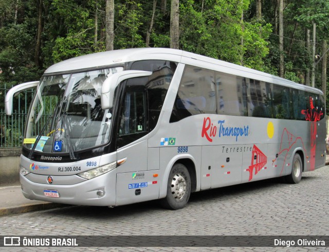 Rio Transporte Terrestre Locadora 9898 na cidade de Petrópolis, Rio de Janeiro, Brasil, por Diego Oliveira. Número da foto: #9418354.