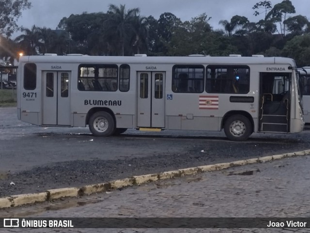 BluMob - Concessionária de Transporte Urbano de Blumenau 9471 na cidade de Blumenau, Santa Catarina, Brasil, por Joao Victor. Número da foto: #9419246.