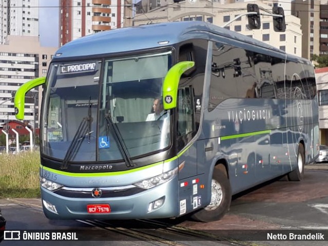 Viação Garcia 8215 na cidade de Curitiba, Paraná, Brasil, por Netto Brandelik. Número da foto: #9418469.