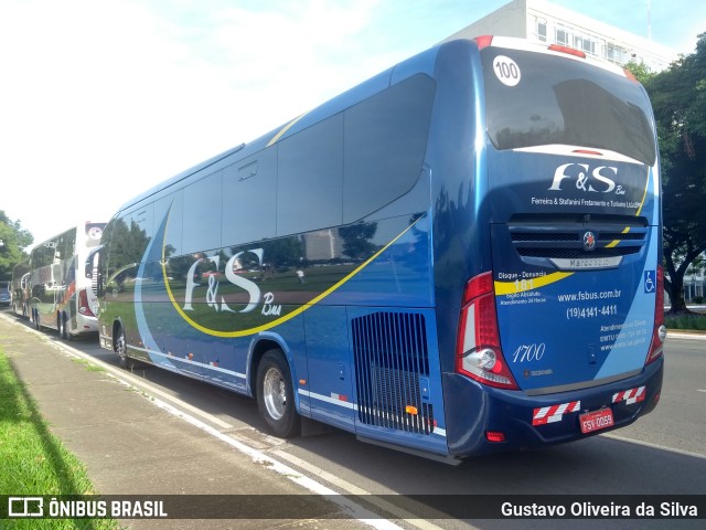 F&S Bus - Ferreira & Stefanini Locadora e Turismo 1700 na cidade de Brasília, Distrito Federal, Brasil, por Gustavo Oliveira da Silva. ID da foto: 9336214.