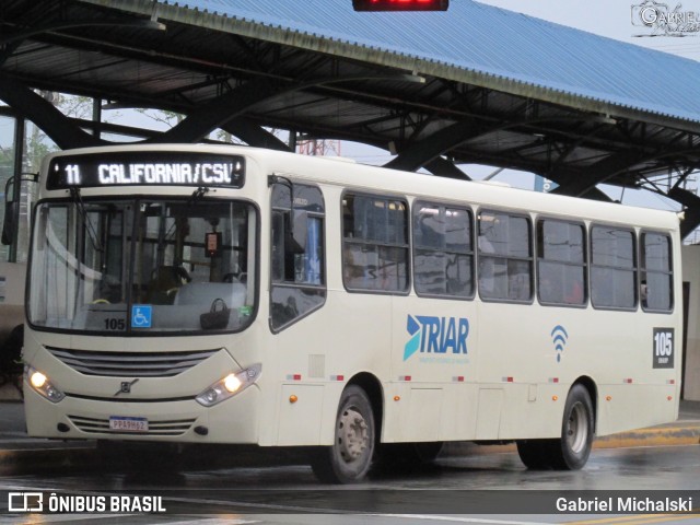 Sharp Transportes 105 na cidade de Araucária, Paraná, Brasil, por Gabriel Michalski. ID da foto: 9335569.