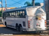Ônibus Particulares 5452 na cidade de Campos dos Goytacazes, Rio de Janeiro, Brasil, por Ewerton Gomes. Número da foto: #:id.