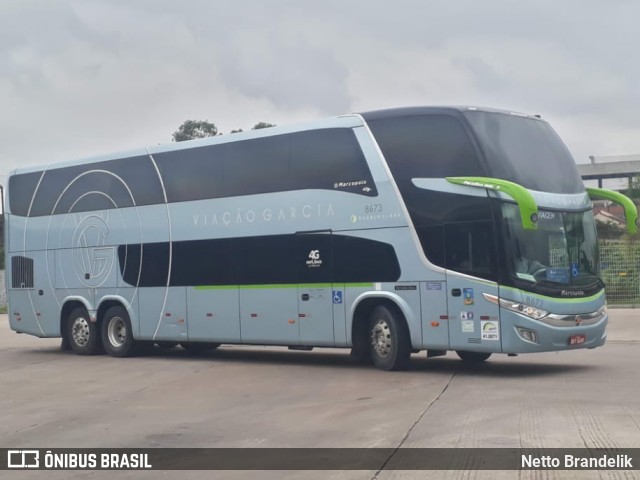 Viação Garcia 8673 na cidade de Curitiba, Paraná, Brasil, por Netto Brandelik. ID da foto: 9339697.