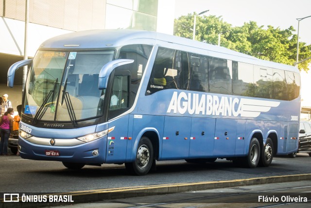 Viação Águia Branca 31880 na cidade de Rio de Janeiro, Rio de Janeiro, Brasil, por Flávio Oliveira. Número da foto: #9344571.