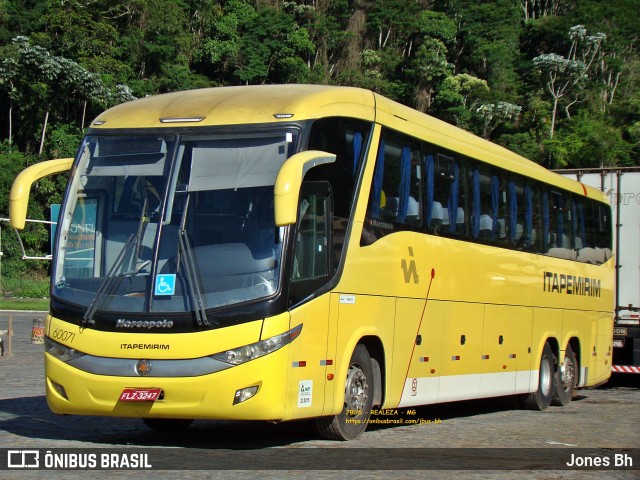 Viação Itapemirim 60071 na cidade de Manhuaçu, Minas Gerais, Brasil, por Jones Bh. ID da foto: 9343339.