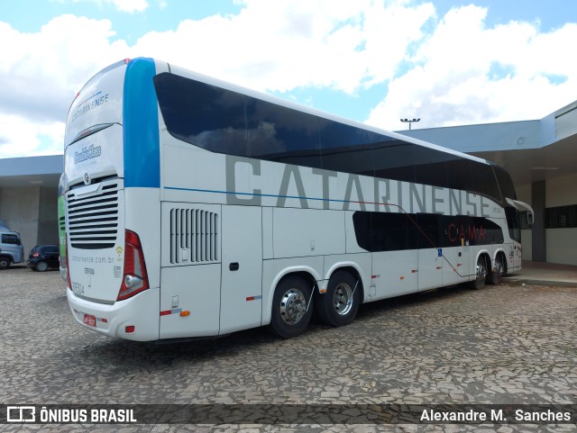 Auto Viação Catarinense 319304 na cidade de Guarapuava, Paraná, Brasil, por Alexandre M.  Sanches. Número da foto: #9341932.