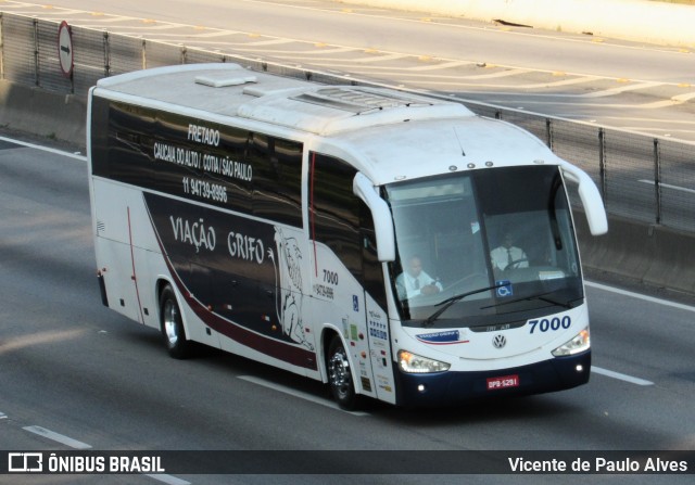 Viação Grifo 7000 na cidade de São José dos Campos, São Paulo, Brasil, por Vicente de Paulo Alves. ID da foto: 9342551.