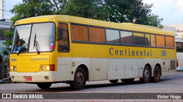 Expresso Continental 5000 na cidade de Belém, Pará, Brasil, por Victor Hugo. ID da foto: 9349530.